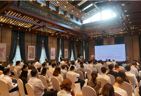 2018中国金融新青年孵化大会暨价值立方品牌发布会在京举行